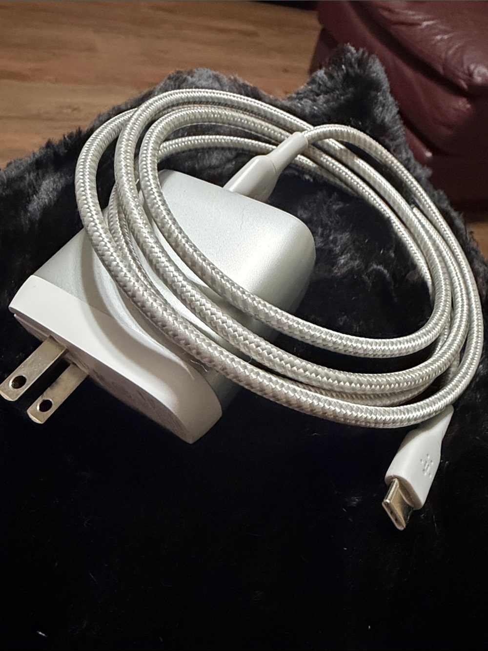 Belkin NEW Silver USB-C Charging Adapter with Braided Cable 4ft
